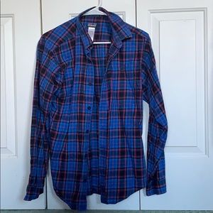 Men’s plaid button up